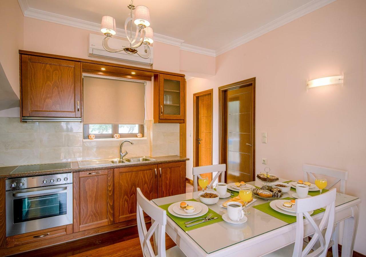 Casa Leone Suites Stalós Extérieur photo