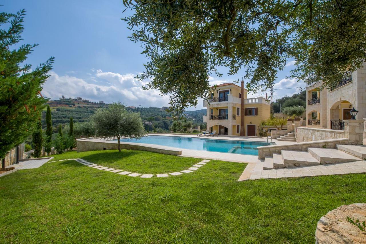 Casa Leone Suites Stalós Extérieur photo