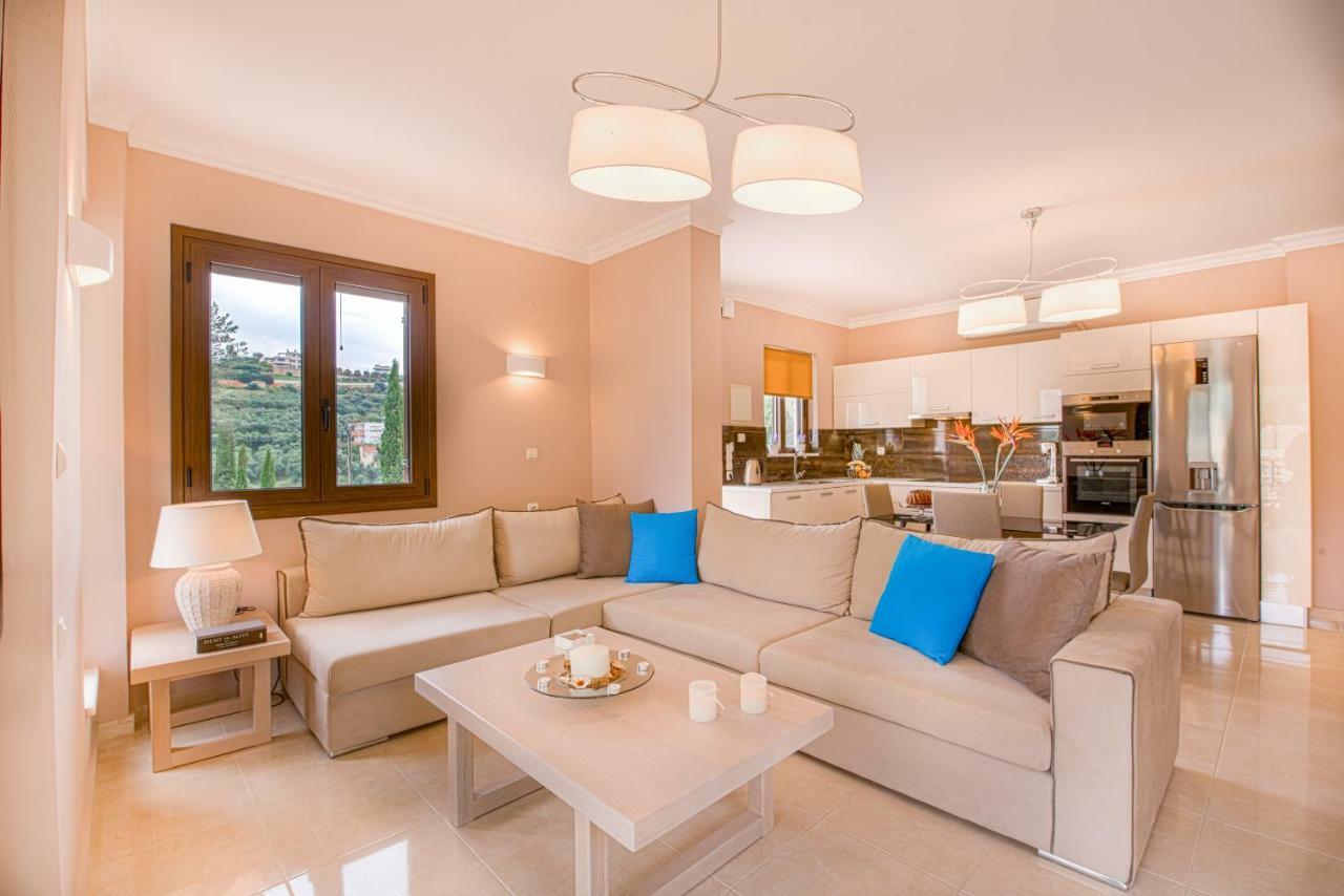Casa Leone Suites Stalós Extérieur photo
