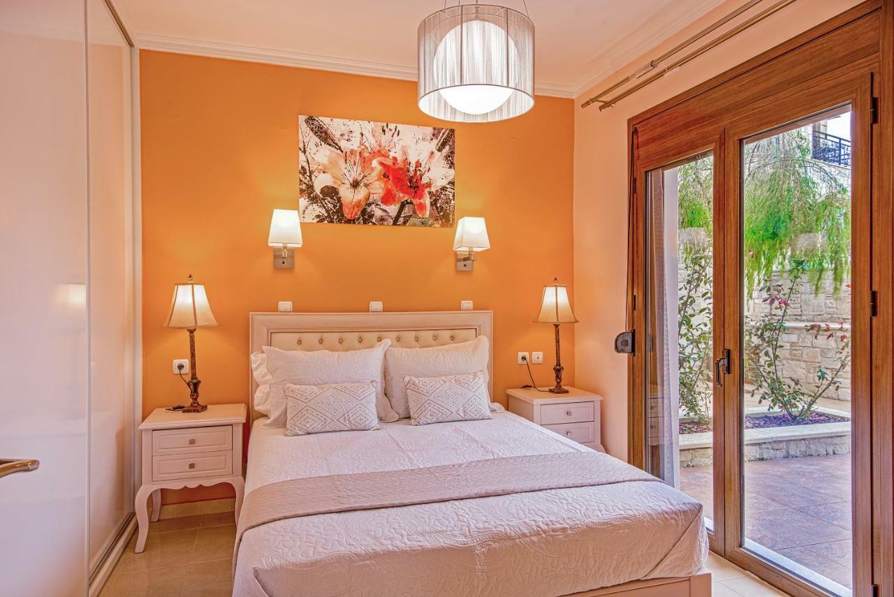 Casa Leone Suites Stalós Extérieur photo