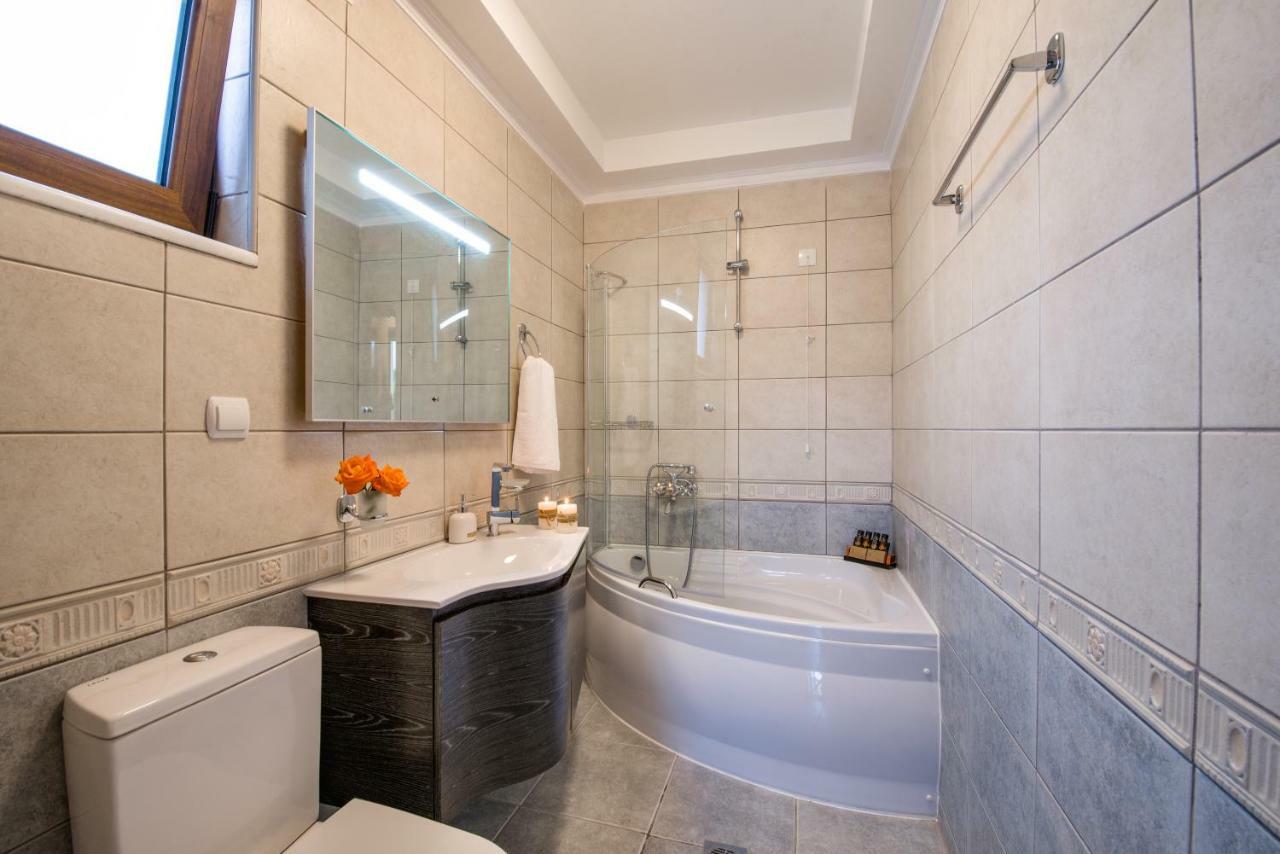 Casa Leone Suites Stalós Extérieur photo
